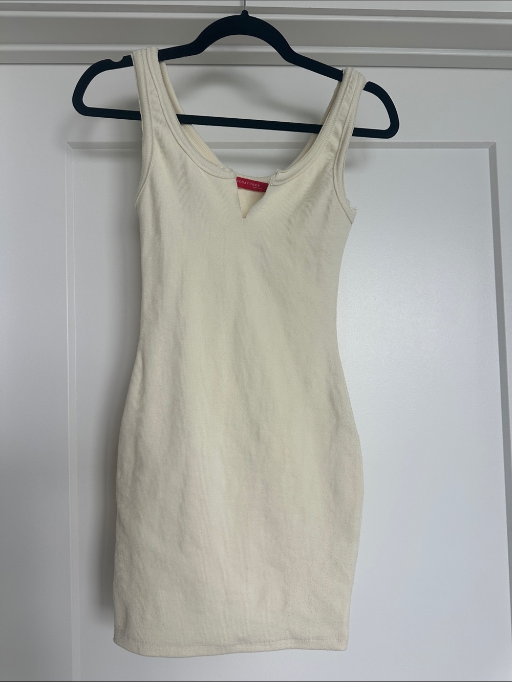 signature 8 dress creme ribbed size 8